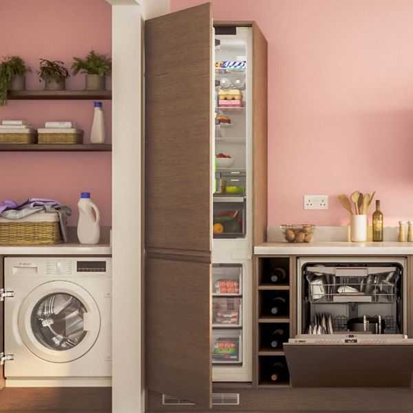 Bosch Quiet Mark Built In Kitchen with Trustpilot logo