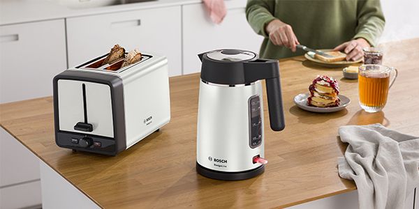 DesignLine, set, kettle and 2-slice toaster, white and stainless steel