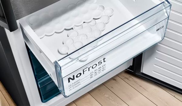 Cassetto freezer Bosch con tecnologia No Frost progettata per prevenire la formazione di ghiaccio e brina