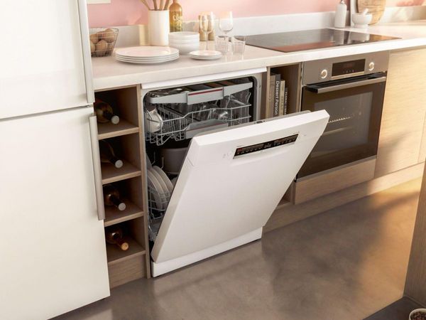 Khung máy rửa bát của Bosch có thiết kế mềm mại