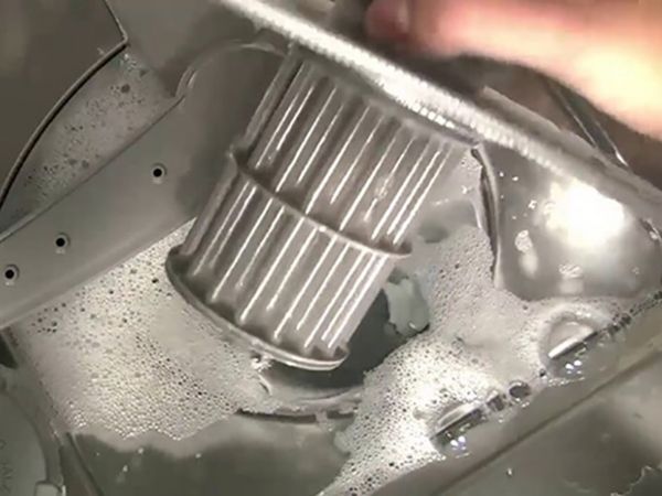 Bộ lọc rác cần được vệ sinh thường xuyên