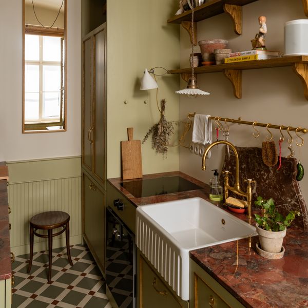 Galley style kitchen with a Gaggenau appliances in Atelier Karasinski Archive 