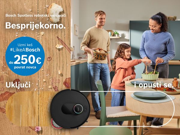 Prikaz prljavog poda i Bosch Spotless robotskog usisavača, s desne strane obitelj u kuhinji priprema ručak.