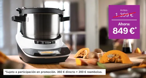 Imagen del robot multifunción Cookit de Bosch con una caja magenta indicando un precio de oferta. 