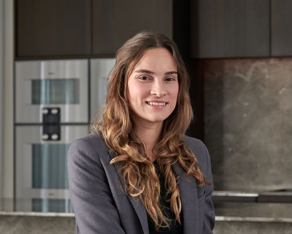 Portrait of Adriane Wassmansdorf Mattos, Interaction Designer at Gaggenau