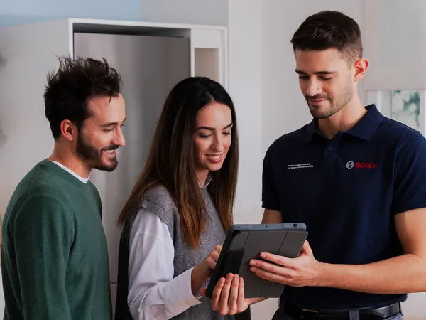 bosch appliance home owner with service field tech