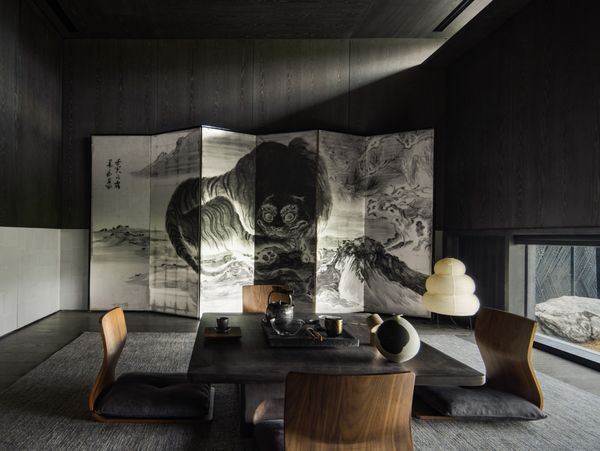 A dining room showing Wu Bin&rsquo;s Modern Orientalism 
