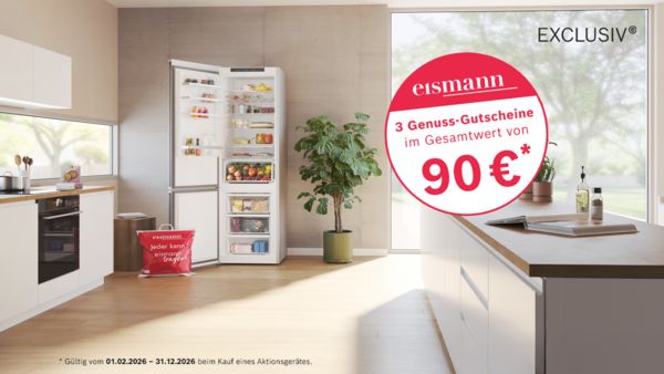 Moderne K&uuml;che mit offenem Bosch K&uuml;hlschrank und eismann-Aktion 90 &euro; Gutscheine auf Tradeplace-Anzeige