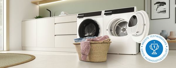 Een kijkje binnen in onze Bosch droogkast, met de vernieuwde onderdelen groen gemarkeerd.