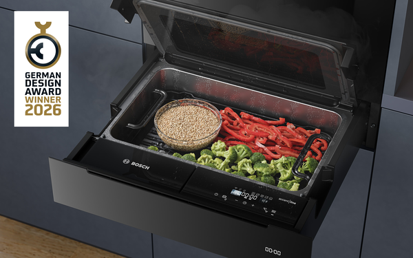 Die Dampf-Schublade von accent line ge&ouml;ffnet mit Zutaten darin mit einem Award Logo.