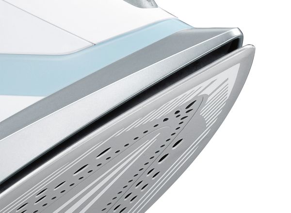Tough on creases, gentle on laundry: the best soleplates from Bosch.
