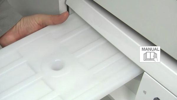 ¿Cómo vaciar el depósito de condensación de la secadora?