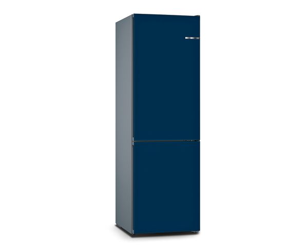 Hladilnik z zamrzovalnikom Vario Style iz Serije 8 v temno modri barvi.