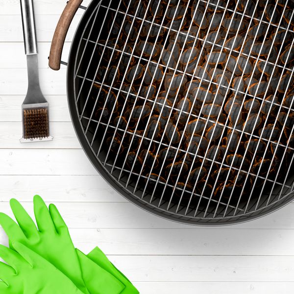Best Ways to Clean Grill Grates [Guide + Reviews]