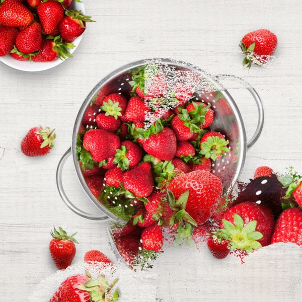 Erdbeeren und Essig: Eine gute Lösung. 