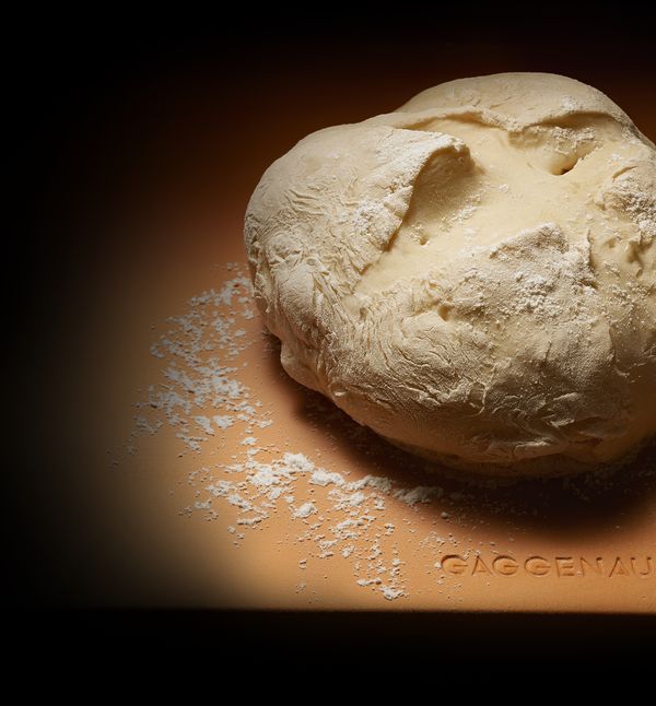 לחם על אבן אפייה