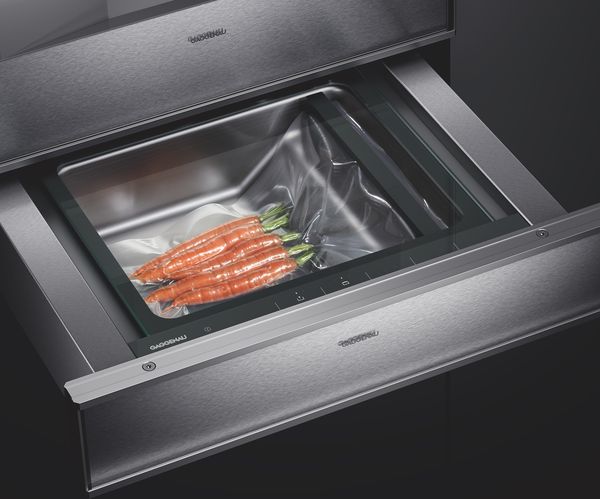 choice 7 400-series-ovens-vacuuming-drawer