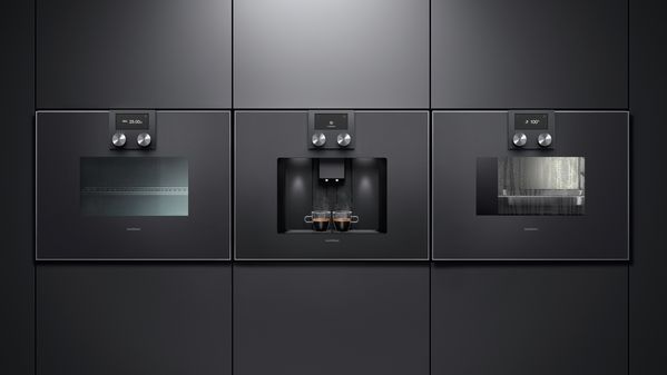 סדרה 400 מכונת קפה משולב מיקרוגל ותנור משולב אדים בגרפיט Gaggenau