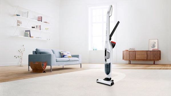 Upright vacuum cleaner