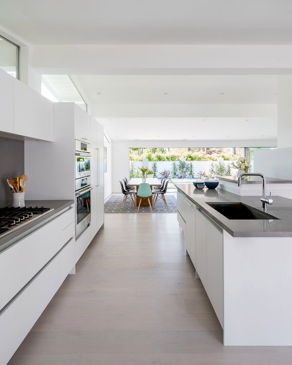 Modern kitchen design with Bosch appliances by Dan Brunn