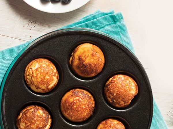 Aebleskiver danois salés : les recettes de Noël par Bosch. 