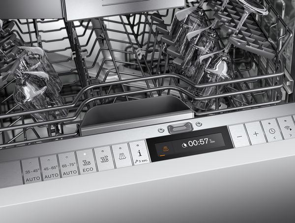dishwashers 200 series smooth running rails and flexible basket