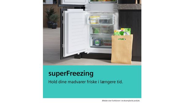 iQ300 Køle-/fryseskab 203 x 70 cm Fingeraftryk afvisende børstet stål , Total noFrost KG49NXIEP KG49NXIEP-9