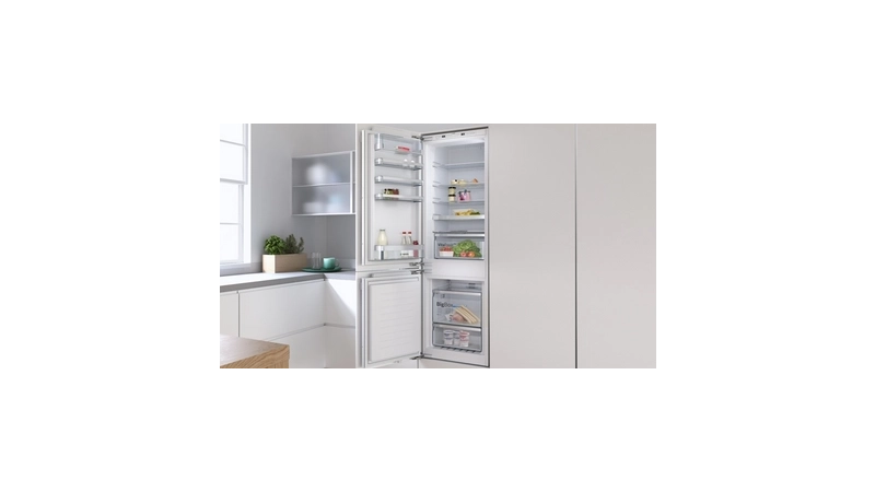 Integrated fridge freezers