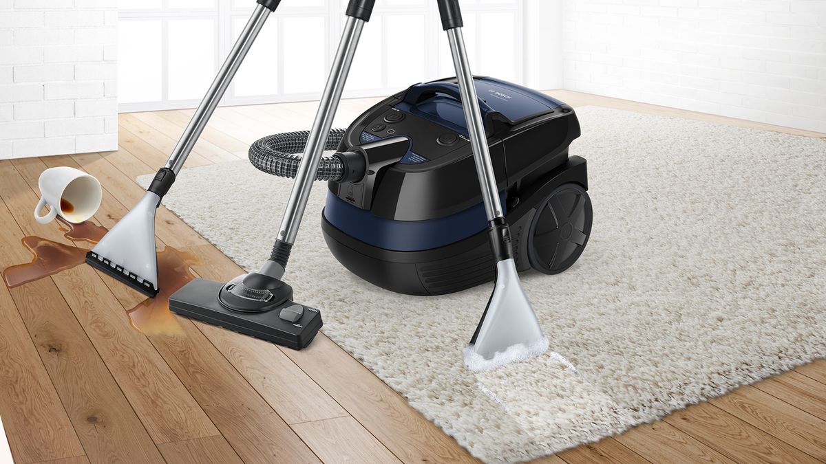 Serie 4 Wet & dry vacuum cleaner BWD41700 BWD41700-6
