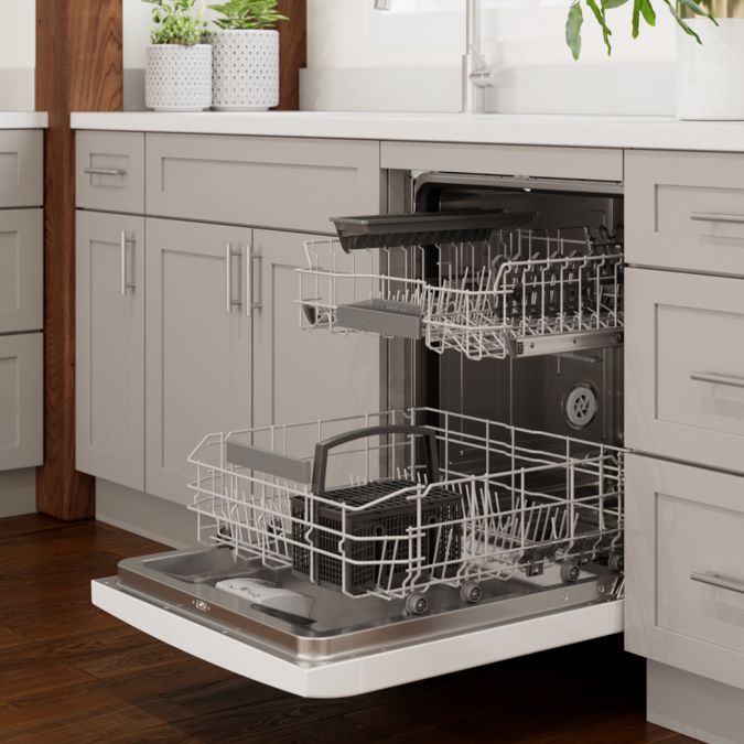 300 Series Dishwasher 24'' White SGE53B52UC SGE53B52UC-17