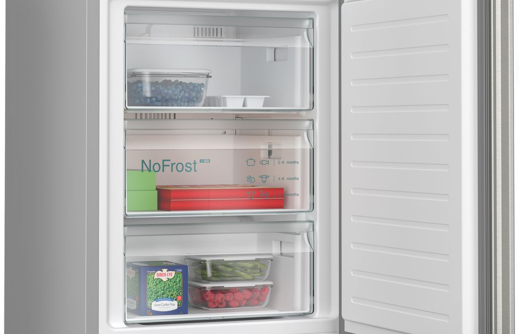 iQ300 Kombinerad kyl/frys 203 x 60 cm Borstat stål med antiFingerprint KG39NXIDF KG39NXIDF-8
