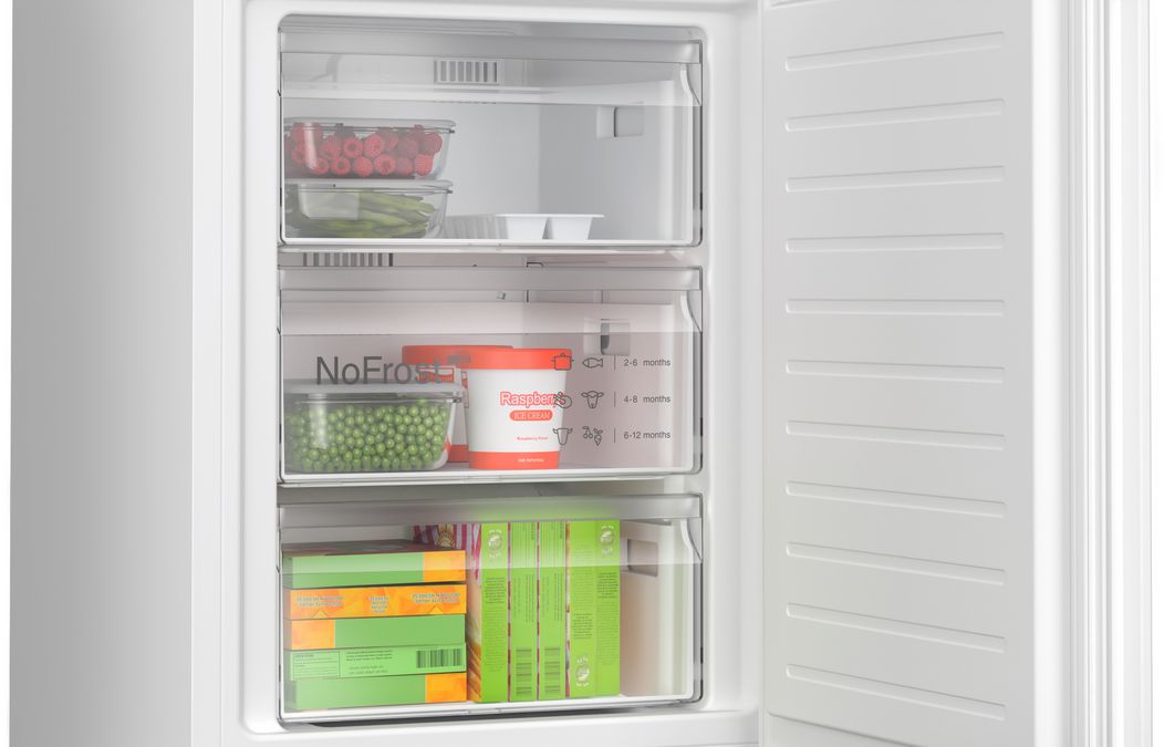 Series 4 Free-standing fridge-freezer with freezer at bottom 186 x 60 cm White KGN362WDFG KGN362WDFG-8