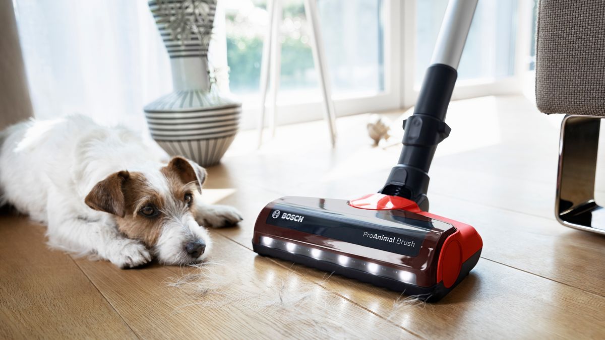 Rechargeable vacuum cleaner Unlimited 7 ProAnimal Red BBS711ANM BBS711ANM-3