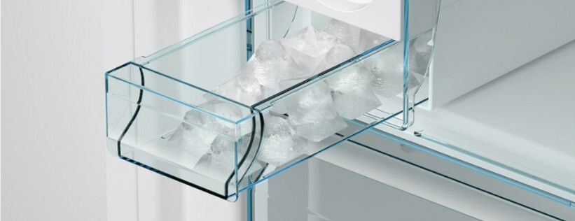 Series 6 Free-standing fridge-freezer with freezer at bottom, glass door 193 x 70 cm Black KGN56LB40O KGN56LB40O-8