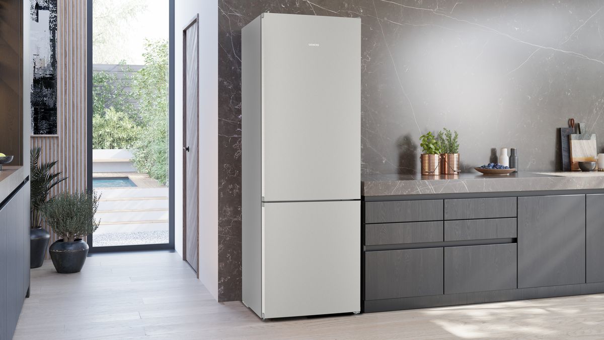 iQ300 Køle-/fryseskab 203 x 70 cm Fingeraftryk afvisende børstet stål , Total noFrost KG49N2IDF KG49N2IDF-2
