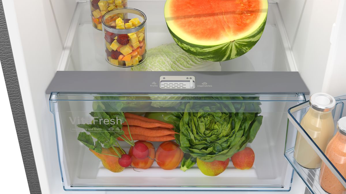 Series 6 free-standing fridge-freezer with freezer at top 175 x 67 cm CMC33S03GI CMC33S03GI-6