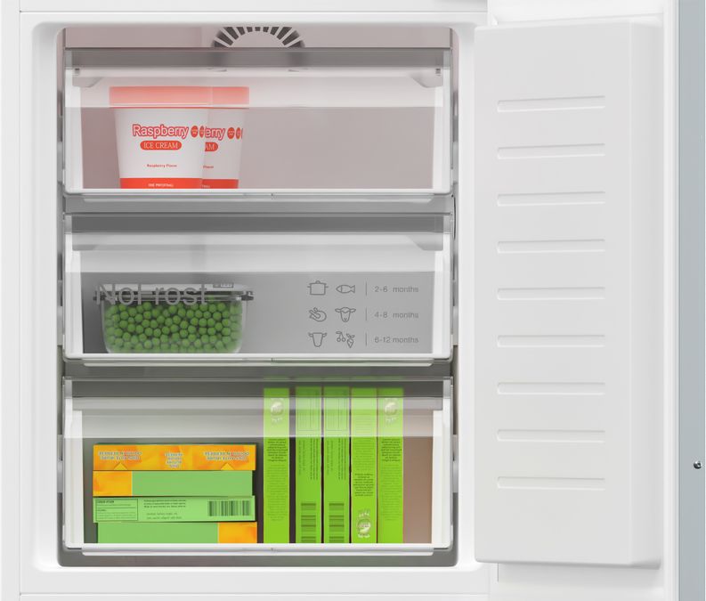 Series 4 Built-in fridge-freezer with freezer at bottom 177.2 x 54.1 cm flat hinge KIN86VFE0G KIN86VFE0G-4