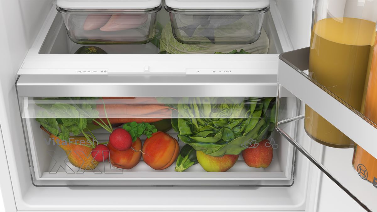 Series 4 Built-in fridge-freezer with freezer at bottom 177.2 x 54.1 cm sliding hinge KIV87VSE0G KIV87VSE0G-4