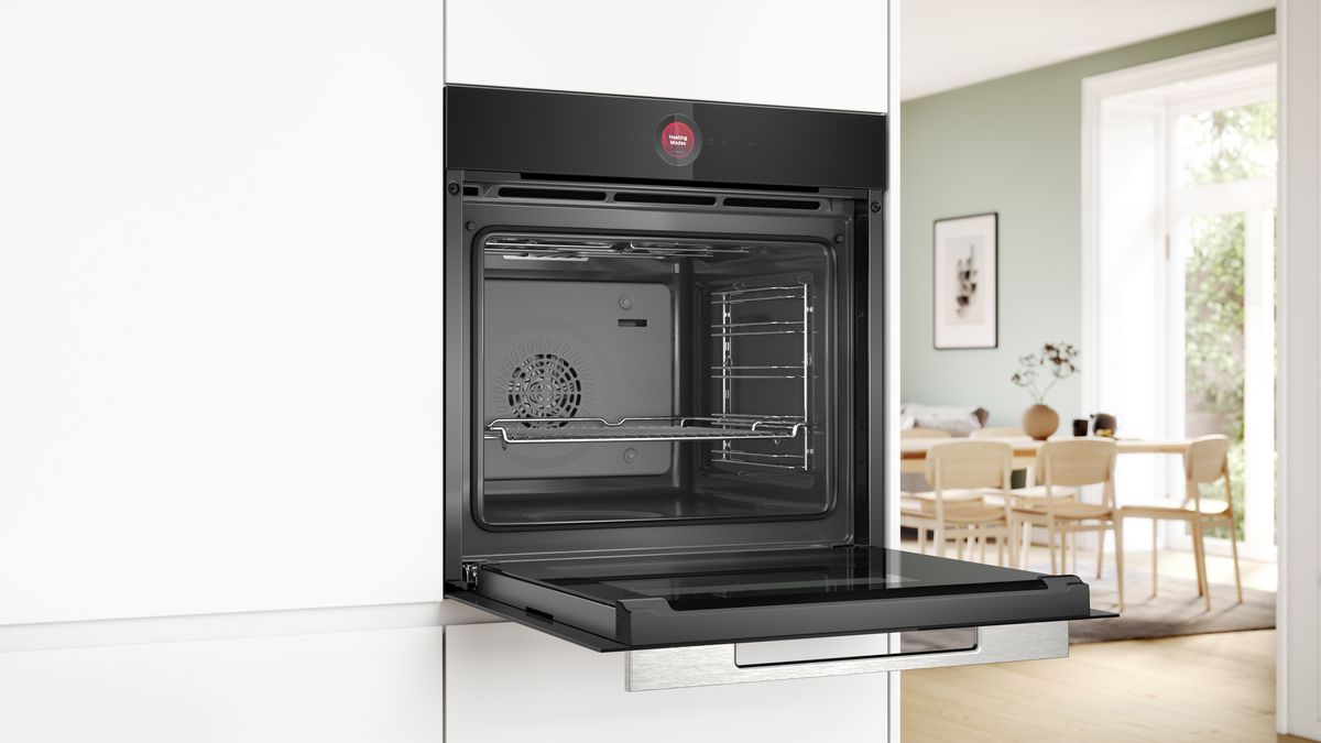 Series 8 Built-in oven 60 x 60 cm Black HBG7341B1 HBG7341B1-4