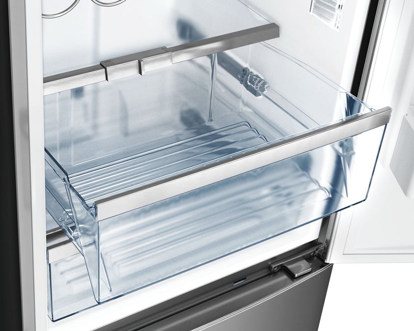 500 Series Freestanding Bottom Freezer Refrigerator 23.5'' Easy clean stainless steel B11CB50SSS B11CB50SSS-4