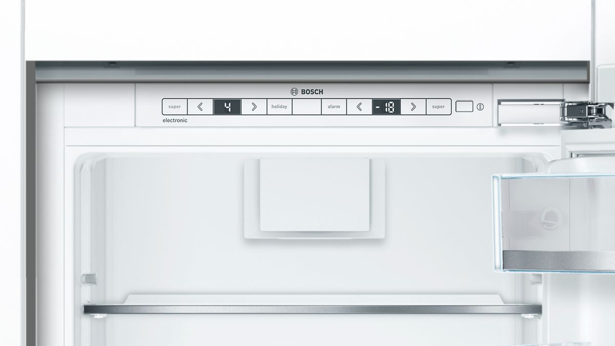 Series 6 Built-in fridge-freezer with freezer at bottom 177.2 x 55.8 cm soft close flat hinge KIN86AD30A KIN86AD30A-3