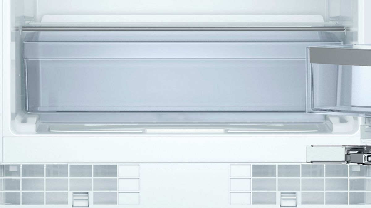 Set aus Ein/Unterbau-Kühlschrank und Zubehör KFZ10AX0 + KUR15A60 KUR15AX60 KUR15AX60-4
