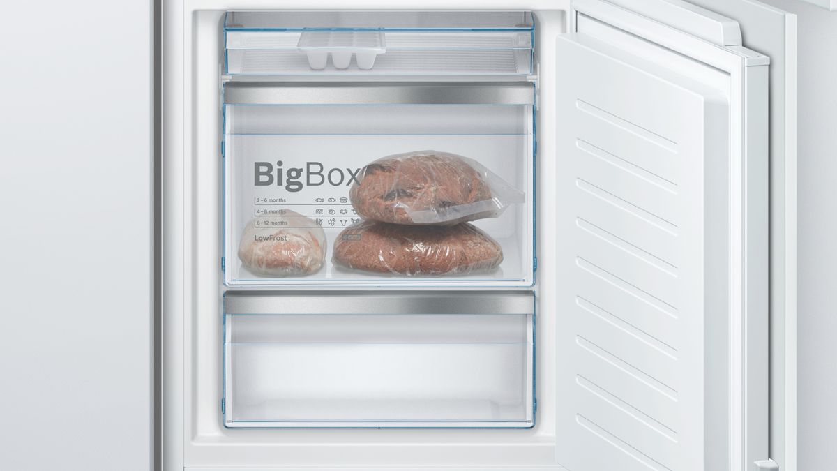 Serie 6 Integreerbare koel-vriescombinatie met bottom-freezer 177.2 x 55.8 cm Vlakscharnier KIS86AFE0 KIS86AFE0-6