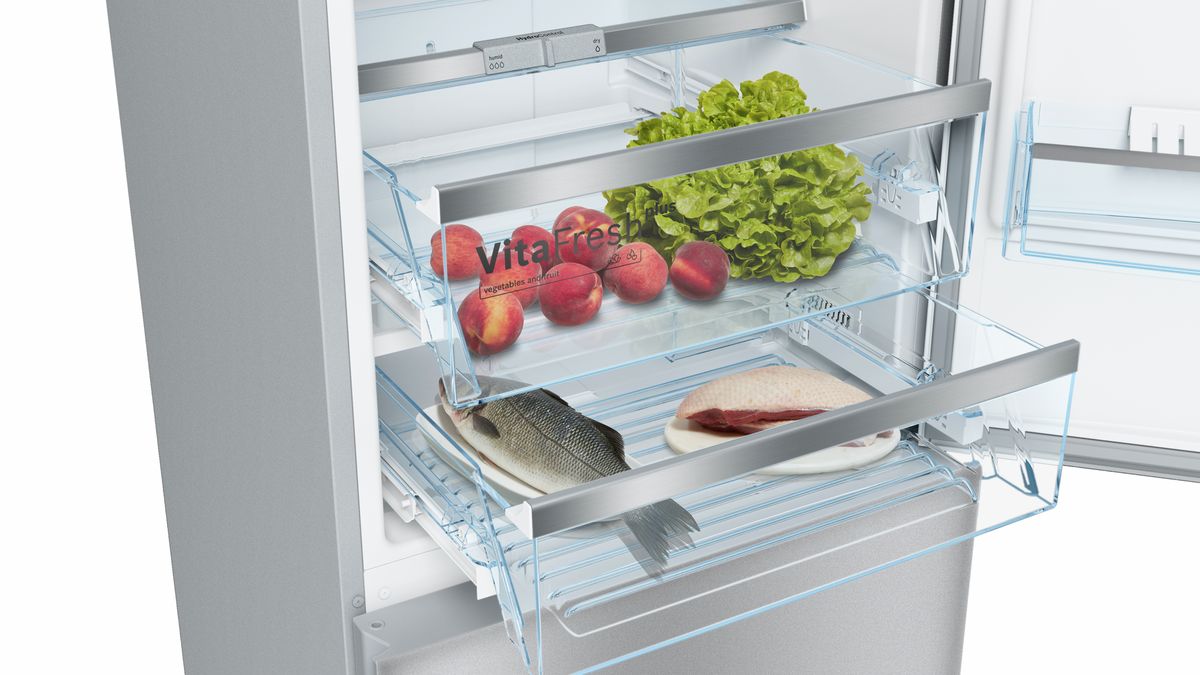 800 Series Free-standing fridge-freezer with freezer at bottom, glass door 23.5'' Stainless Steel B10CB80NVS B10CB80NVS-6