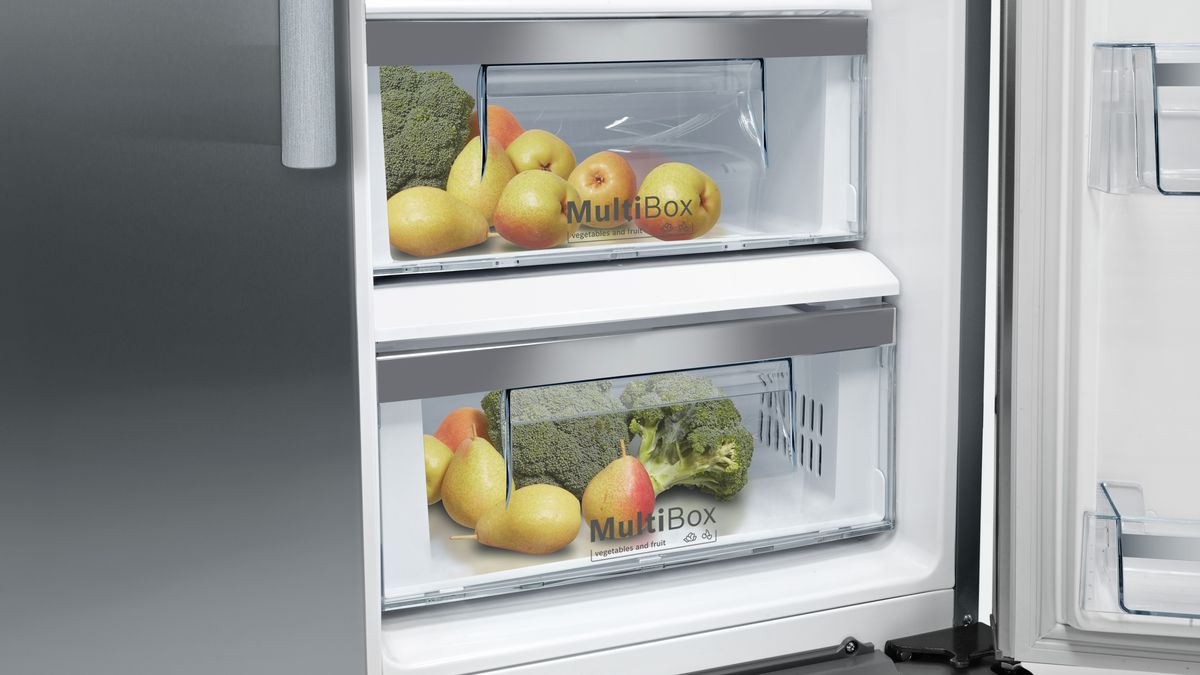300 Series Freestanding Counter-Depth Side-by-Side Refrigerator 36'' Easy clean stainless steel B20CS30SNS B20CS30SNS-7