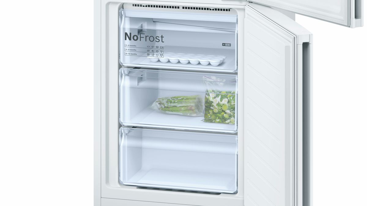 Serie | 4 Free-standing fridge-freezer with freezer at bottom 203 x 60 cm White KGN39XW36G KGN39XW36G-5
