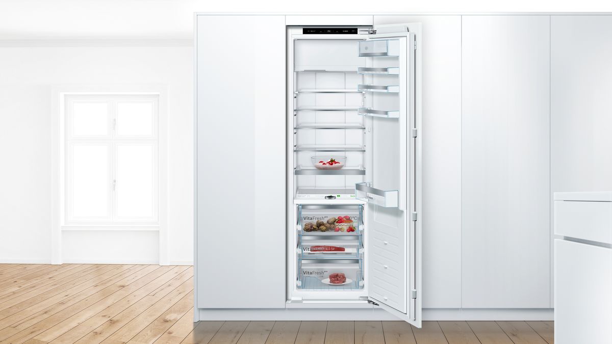Series 8 Built-in fridge with freezer section 177.5 x 56 cm flat hinge KIF82PFF0 KIF82PFF0-2
