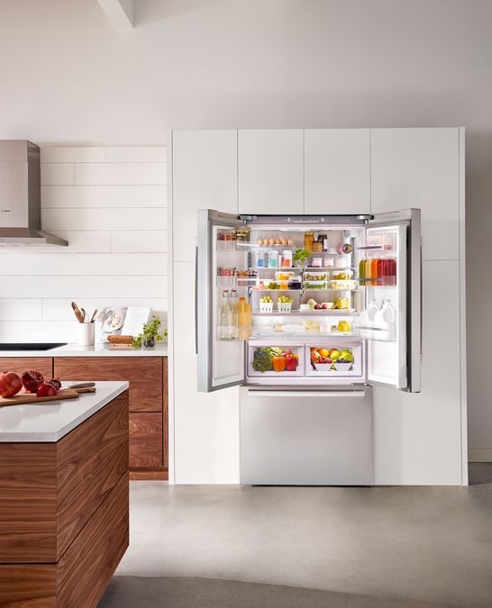 800 Series French Door Bottom Mount Refrigerator 36'' Easy clean stainless steel B36CT80SNS B36CT80SNS-5