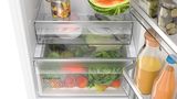Series 4 Free-standing fridge-freezer with freezer at bottom 203 x 60 cm White KGN392WDFG KGN392WDFG-7