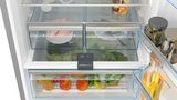 Series 6 free-standing fridge-freezer with freezer at bottom, glass door 193 x 70 cm Black KGN56LB42I KGN56LB42I-5